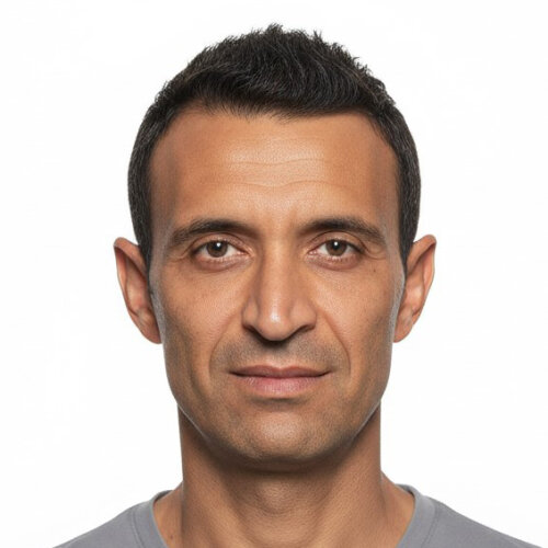 Reza Enayati