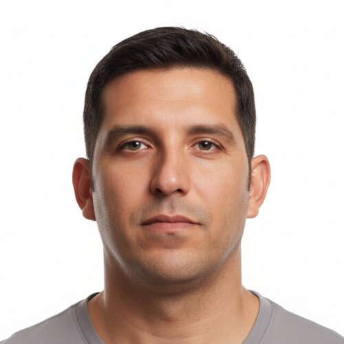 Dariush Esfandyari