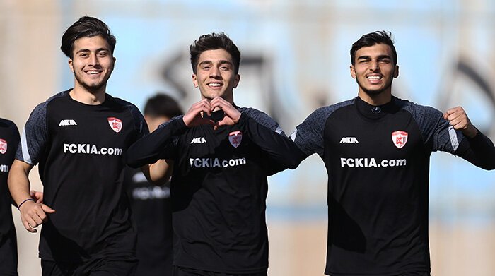 Parsian Javan Iranian ۰ v 3 Kia Academy