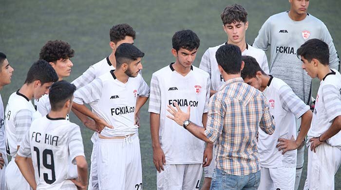 Kia Academy ۱ v ۰ Hami