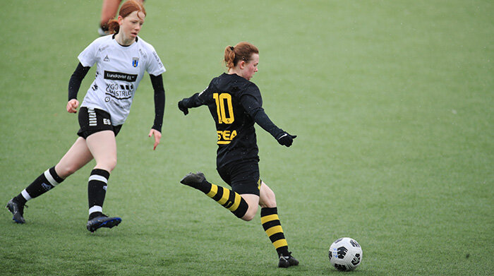 AIK FF 11 v ۰ IK Sirius FK