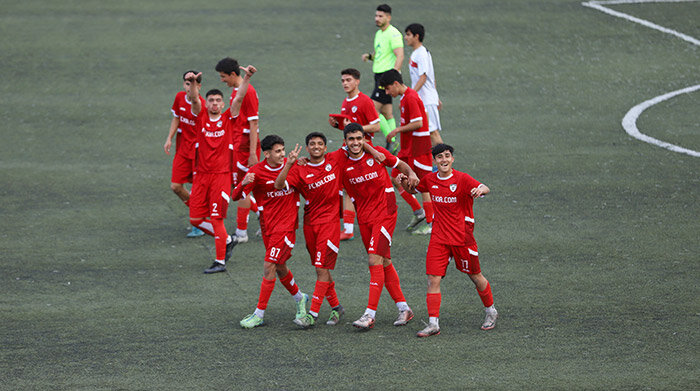 Kia Academy 4 v ۰ Shahin