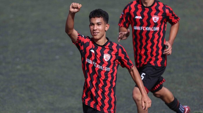 Kia Academy 2 v 1 Doosti Mehr