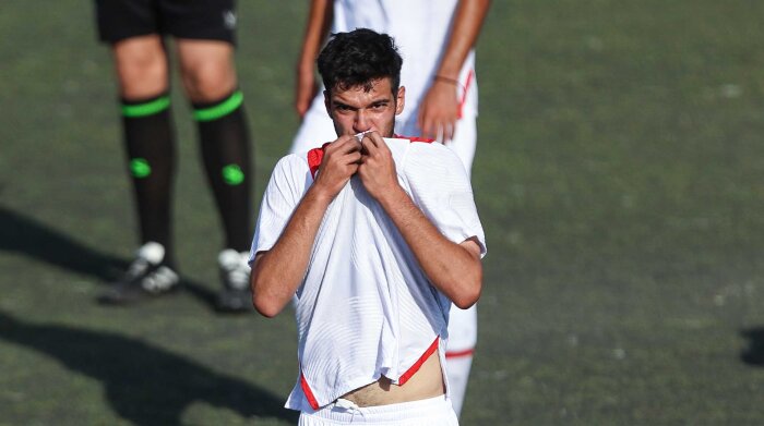 Kia Academy 3 v ۰ Safir