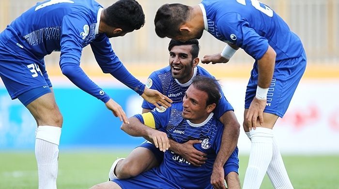 Naft Tehran ۱ v ۱ Esteghlal Khouzestan