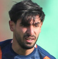 Yasin Shokouhi pour